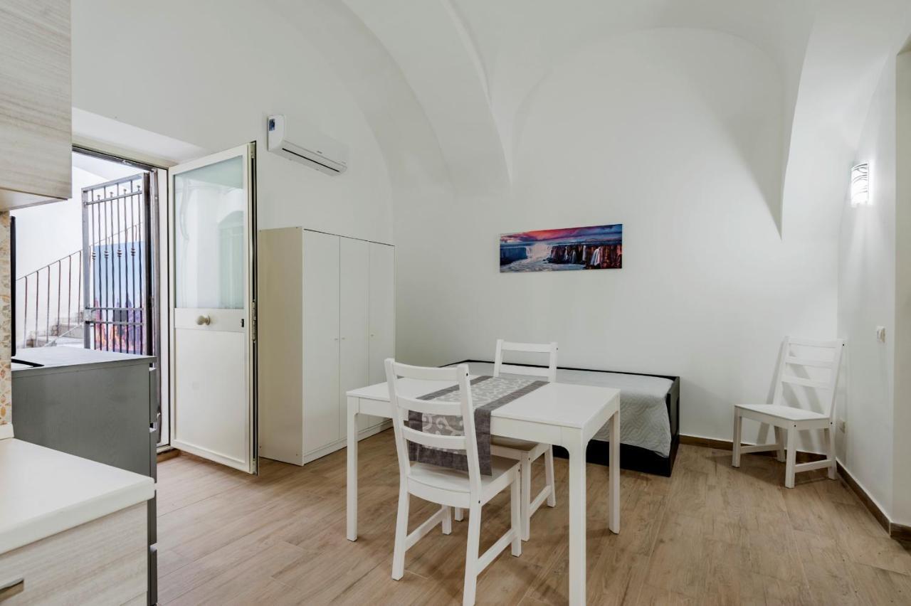 Trinita' 57 Apartments By Wonderful Italy Katánie Exteriér fotografie