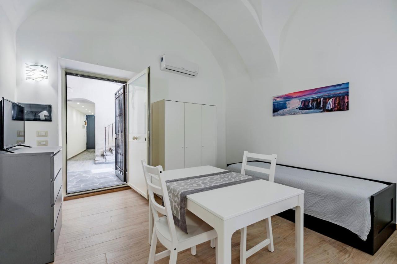 Trinita' 57 Apartments By Wonderful Italy Katánie Exteriér fotografie